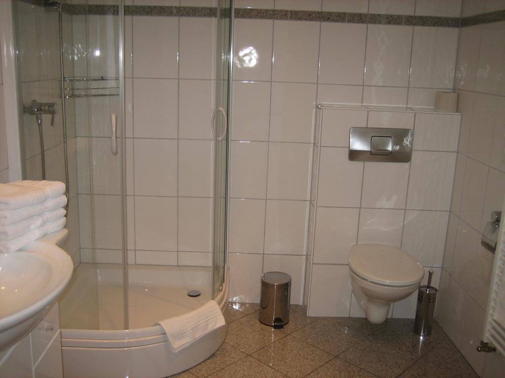 Hotel Lindenhof Meschede Room photo